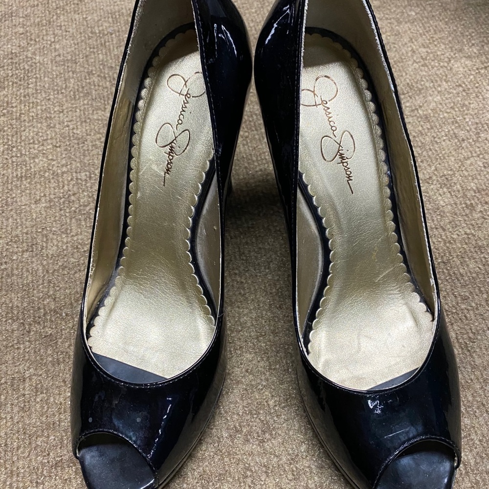 Jessica Simpson heels